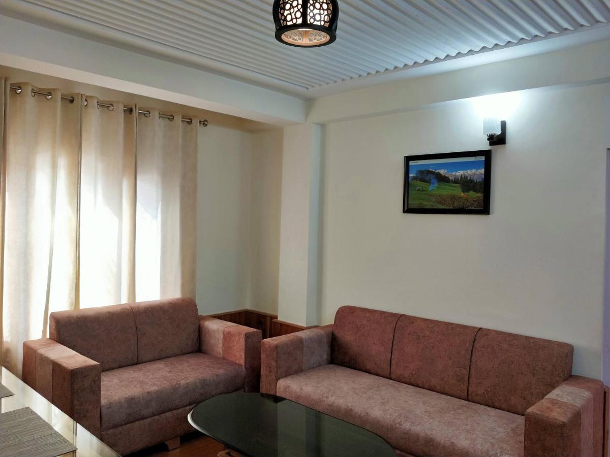 Neha Homestay シムラー エクステリア 写真